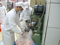 4豬肉絞碎-貢丸
